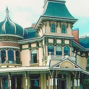 Meet your Posher, Jane